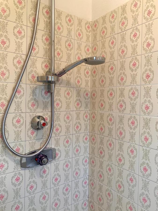 Garni Rika Bed & Breakfast Parcines Eksteriør bilde